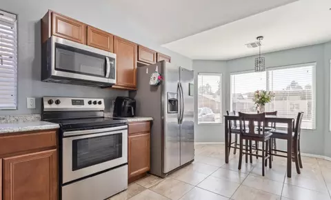 8520 W Palm Ln, Phoenix, AZ 85037