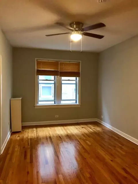 4228 N Kenmore Ave, Chicago, IL 60613