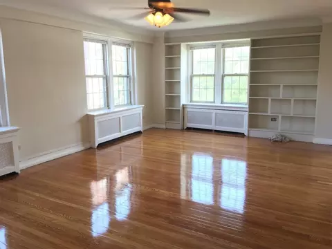 1415 Parker St, Detroit, MI 48214