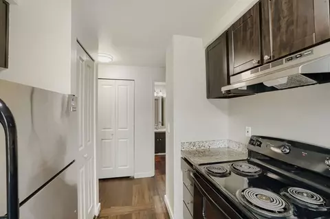 1214 N 137th St, Seattle, WA 98133