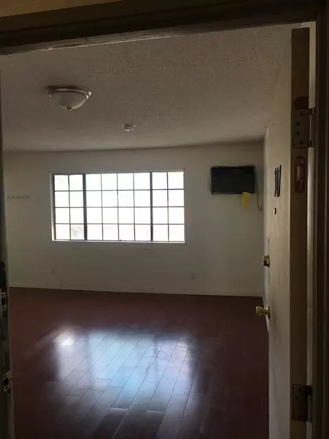 235 S Mariposa Ave, Los Angeles, CA 90004