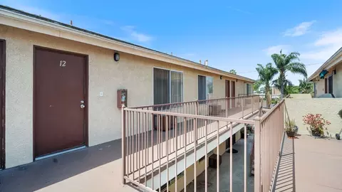 1515 N Dresser St, Santa Ana, CA 92701