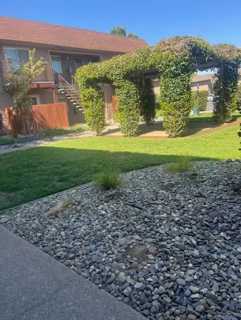 2568 State Highway 273, Anderson, CA 96007
