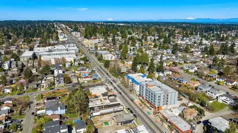 9736 Greenwood Ave N, Seattle, WA 98103 photo 5