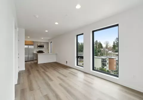 9736 Greenwood Ave N, Seattle, WA 98103 photo 43