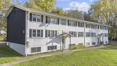 75 Hillside Ave, Middletown, CT 06457