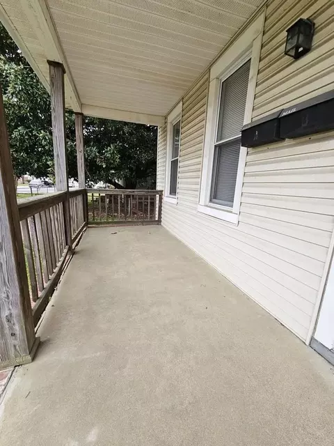 3408 Bainbridge Blvd, Chesapeake, VA 23324