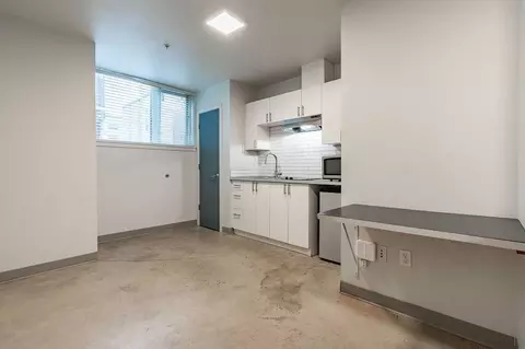 220 10th Ave, Seattle, WA 98122