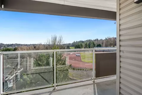 3233 SW Avalon Way, Seattle, WA 98126