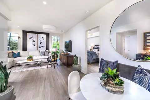 580 Anton Blvd, Costa Mesa, CA 92626 photo 2