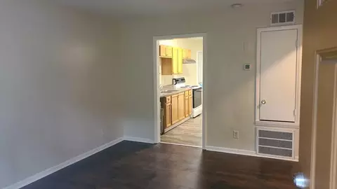 127 Mellow Dr, Charlotte, NC 28213