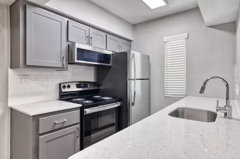 815 E Bethany Home Rd, Phoenix, AZ 85014 photo 23