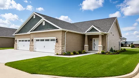 911 Green Mill Rd, Arcola, IL 61910