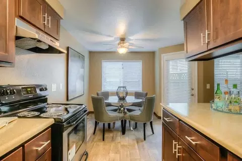 2831 SE Palmquist Rd, Gresham, OR 97080 photo 4