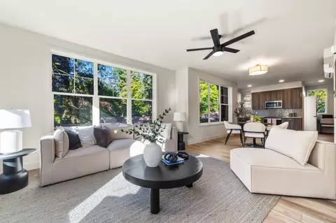 15948 Quarry Rd, Lake Oswego, OR 97035