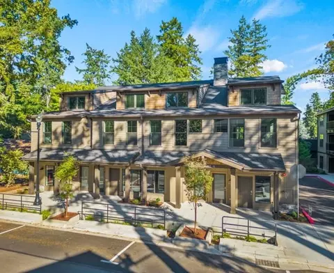 15948 Quarry Rd, Lake Oswego, OR 97035