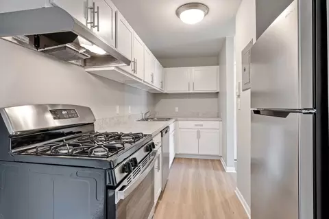 214 S Hewitt Rd, Ypsilanti, MI 48197 photo 6