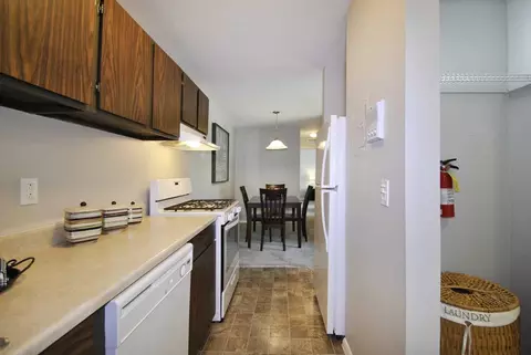 214 S Hewitt Rd, Ypsilanti, MI 48197 photo 17