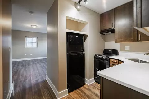 866 N High St, Columbus, OH 43215