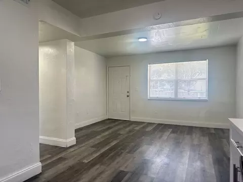 1545 NW 8th Ave, Miami, FL 33136