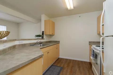 1715 S Hayford Rd, Spokane, WA 99224