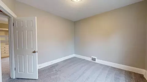 3501 W 136th St, Cleveland, OH 44111