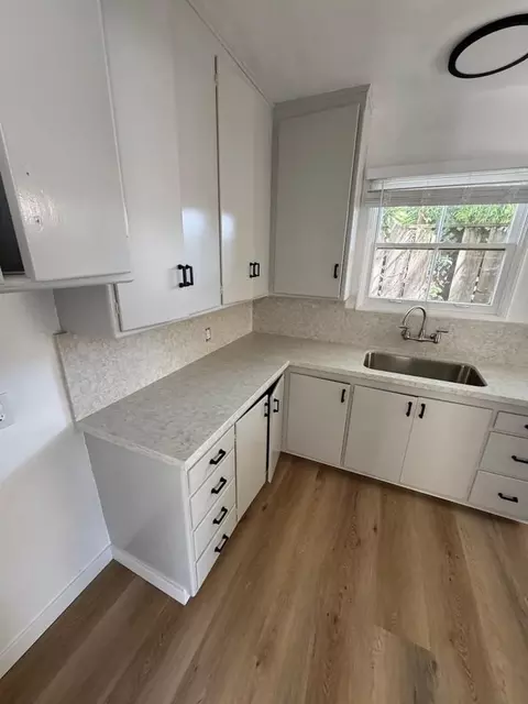 120 S Craig Ave, Pasadena, CA 91107