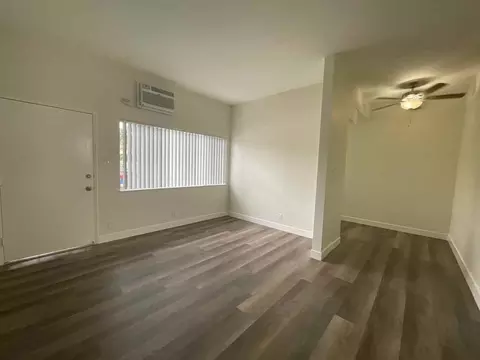2831 Bristol St, Costa Mesa, CA 92626