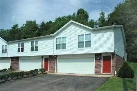 3919 Long Dr, Norton, OH 44203