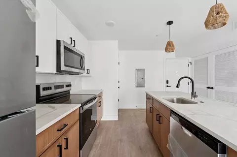 2520 N Front St, Philadelphia, PA 19133
