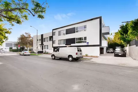 8534 Colgate Ave, Los Angeles, CA 90048
