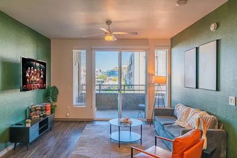 9456 W Georgia Ave, Glendale, AZ 85305
