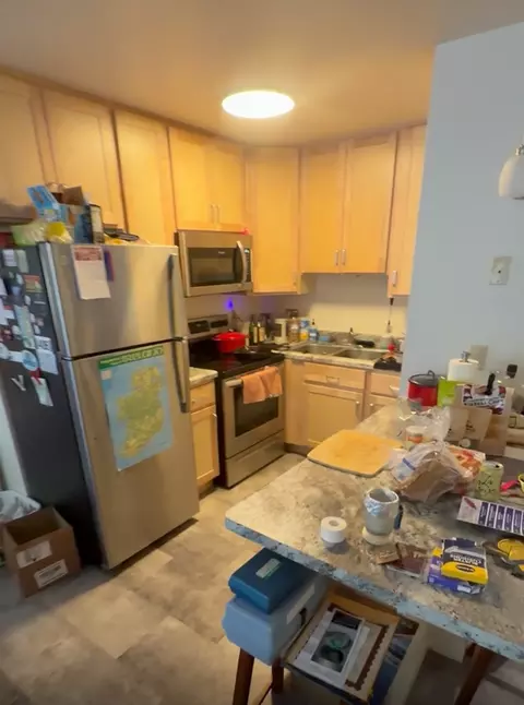 643 E Johnson St, Madison, WI 53703