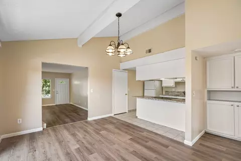 1000 Bell St, Sacramento, CA 95825