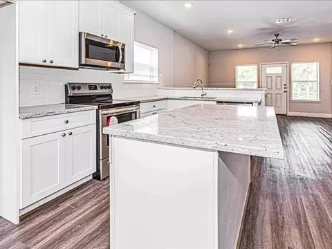 6629 Phillips St, Houston, TX 77091