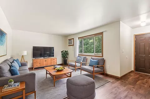 120 Cambridge Ave, Waukesha, WI 53188