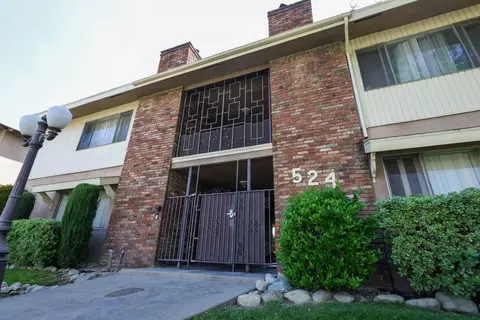 524 Silverwood Ave, Upland, CA 91786