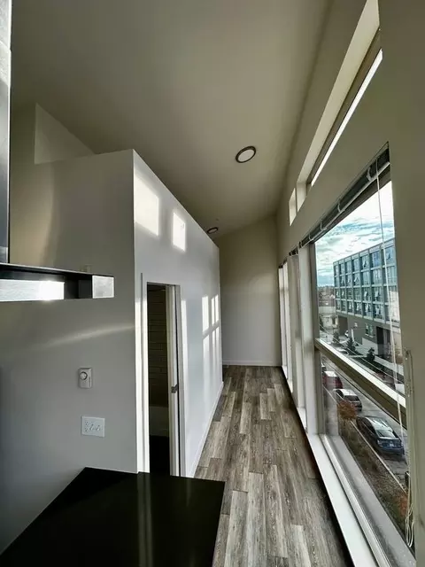 8558 Nesbit Ave N, Seattle, WA 98103 photo 8