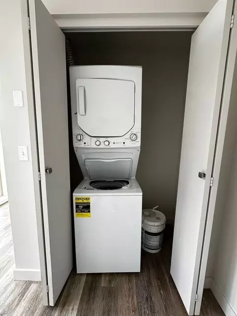 8558 Nesbit Ave N, Seattle, WA 98103 photo 10