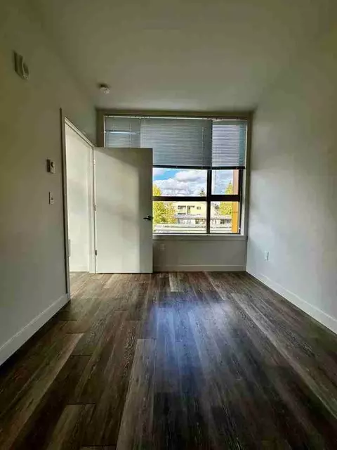 8558 Nesbit Ave N, Seattle, WA 98103 photo 5