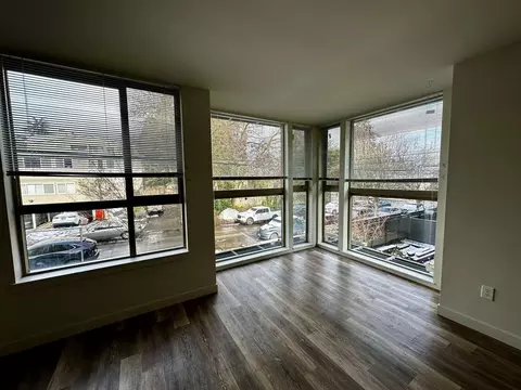 8558 Nesbit Ave N, Seattle, WA 98103 photo 12