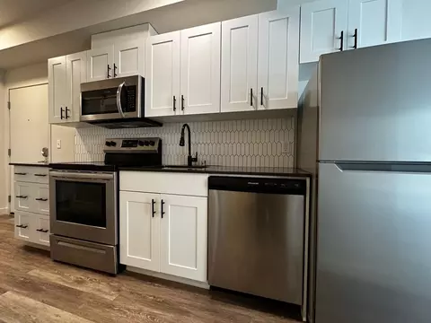 8558 Nesbit Ave N, Seattle, WA 98103 photo 14