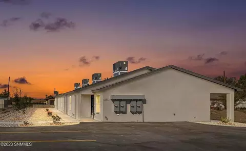 649 N Espina St, Las Cruces, NM 88001