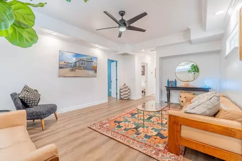 142 Bell St, Reno, NV 89503