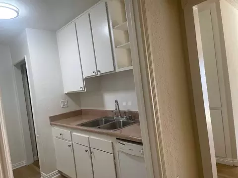 17900 Sherman Way, Los Angeles, CA 91335 photo 11