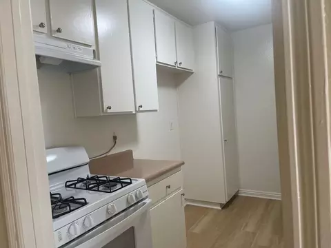 17900 Sherman Way, Los Angeles, CA 91335 photo 10