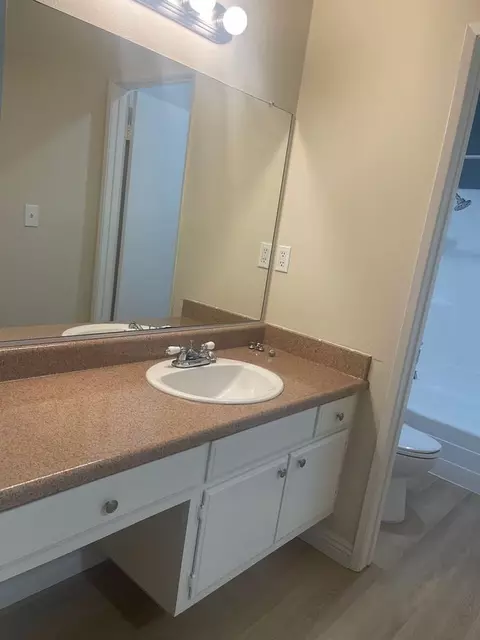 17900 Sherman Way, Los Angeles, CA 91335 photo 9