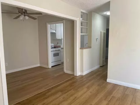 17900 Sherman Way, Los Angeles, CA 91335 photo 7