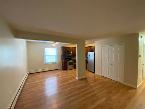 1105 N Stephenson Hwy, Royal Oak, MI 48067