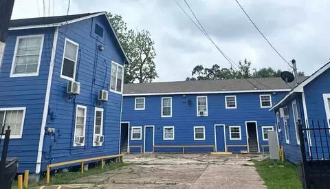 7016 Avenue F, Houston, TX 77011